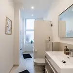 Apartmán Hochwertige Altbauwohnung Im Modernen Stil In - Kueche - Terrasse - Wlan - Zentral