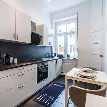 公寓 Hochwertige Altbauwohnung Im Modernen Stil In - Kueche - Terrasse - Wlan - Zentral 威斯巴登