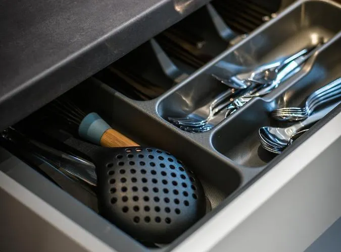 Hochwertige Altbauwohnung Im Modernen Stil In - Kueche - Terrasse - Wlan - Zentral Wiesbaden